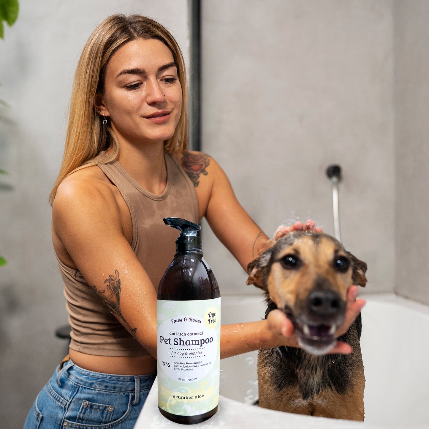 Paws & Bones Anti-Itch Oatmeal Pet Shampoo for Dogs & Puppies – Dye-Free, Soothing & Moisturizing Formula