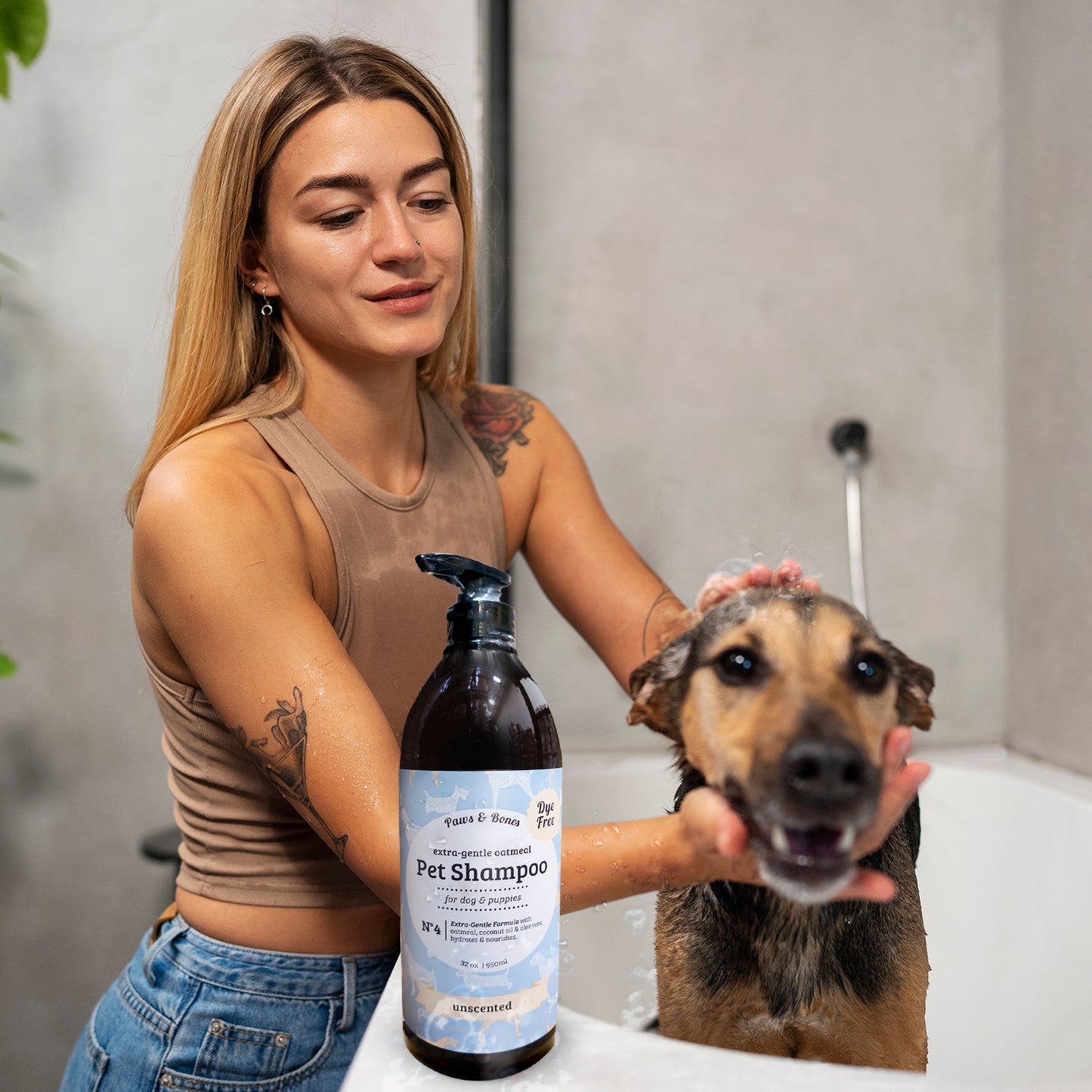 Paws & Bones Anti-Itch Oatmeal Pet Shampoo for Dogs & Puppies – Dye-Free, Soothing & Moisturizing Formula