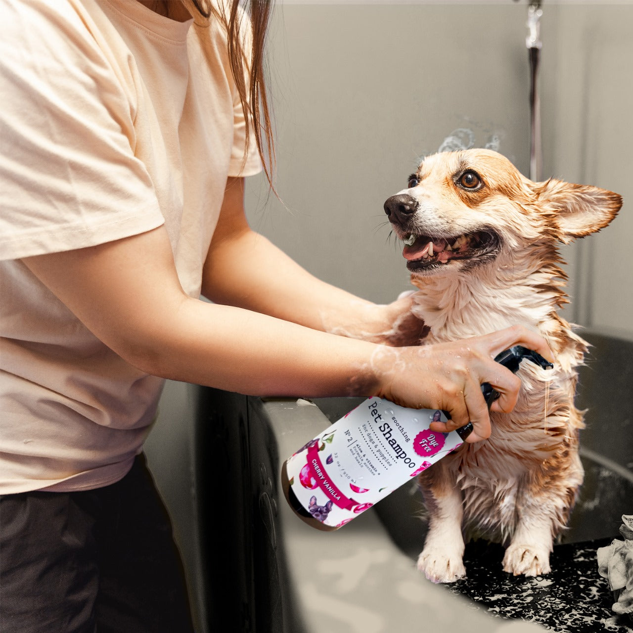 P.T. Supply Co. Soothing Pet Shampoo for Dogs & Puppies – Cherry Vanilla Scent, Aloe & Vitamin E, Gentle & Moisturizing Formula