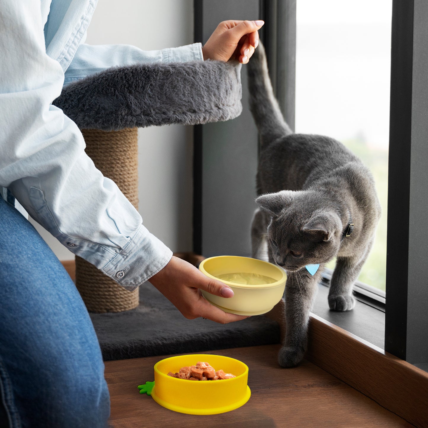P.T. Supply Co. Yellow Small Pineapple-Shaped Silicone Pet Bowl with Non-Slip Suction Base